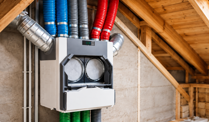 Installation de ventilation dans les combles